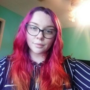 Meet your Posher, Brianna